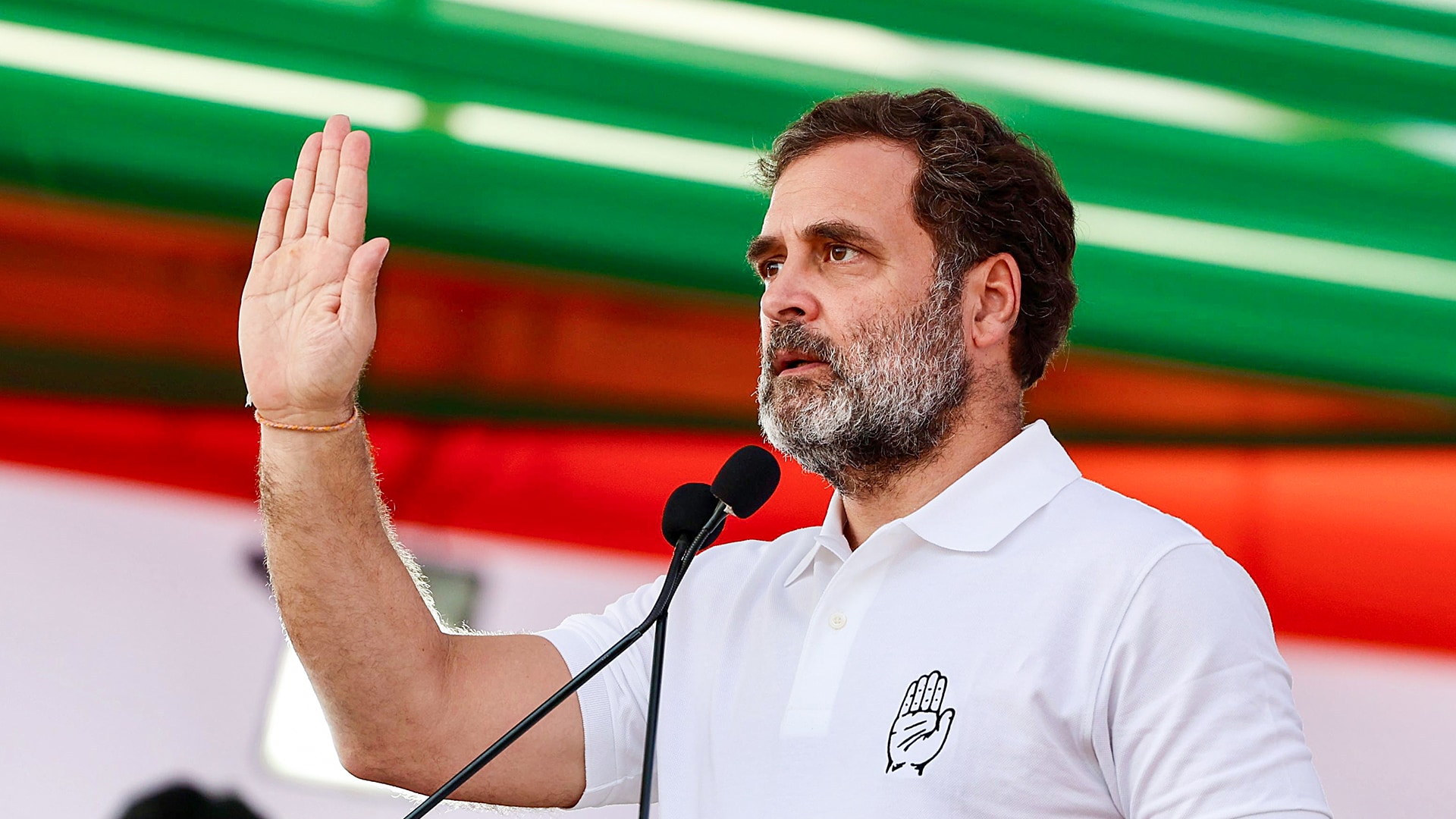 मध्यरातमा मोदीको ठूलो घोषणा, राहुल गान्धीको प्रतिप्रश्न